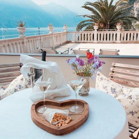 Bellavista Lakefront & Hotel Riva del Garda